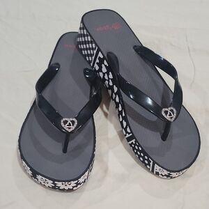 NEW Brighton Dottie Platform Flip Flops, Women's Size 10